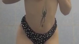 Quieres venir a la ducha conmigo?