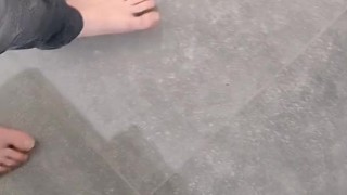 Walking no socks