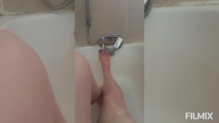Bathtime Footplay