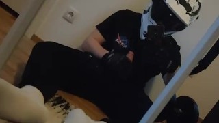 Mx teen jerks off in gear