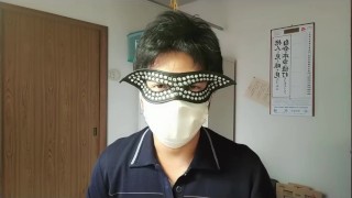 「乳首を弄び切ない声と表情で射精を誘う淫語お姉さん」でオナニー
