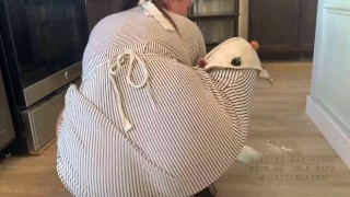 THE CHEF WANTS YOU TO HAVE HER FOR DESSERT SO SHE COVERS HERSELF IN HONEY & MAKES A MESS