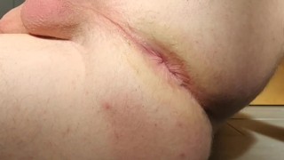 Allein mit Spielzeug