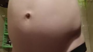The battle of water and air in the stomach