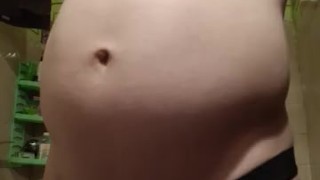 The battle of water and air in the stomach