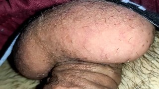 Oynayan Penis Topları