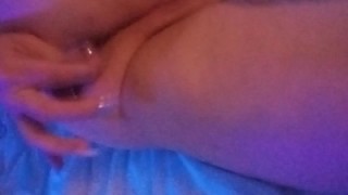 A lil anal play? Wine (topper) not? 💁🏻‍♀️🙋🏻‍♀️