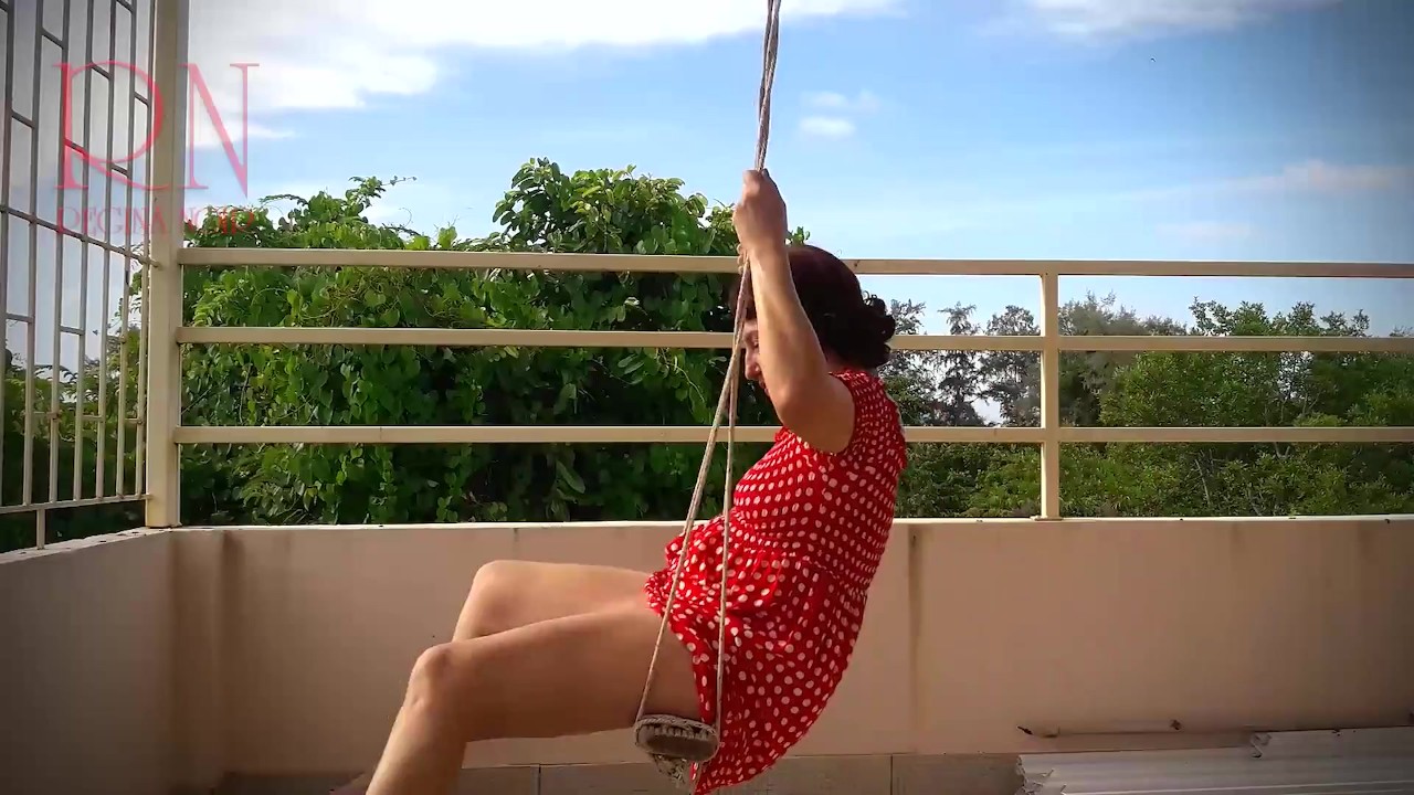 Depraved housewife swinging without panties on a swing FULL VIDEO -  Бесплатное порно - YouPorn