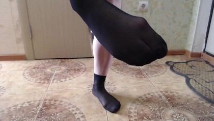 420px x 237px - Black Nylon Socks Foot Fetish - VidÃ©os Porno Gratuites - YouPorn