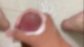 朝風呂で泡オナニーしてしまいました。