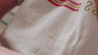 Huge cumshot 