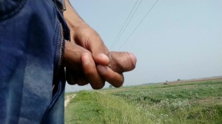 Indian big cock showing road side