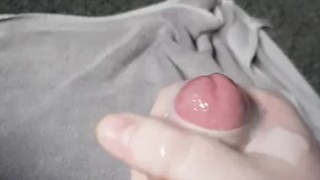 Pissing in my hand then making myself Cum 💦