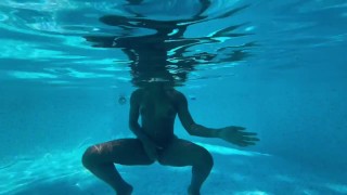 Flashing My Pussy In My Friends Pool