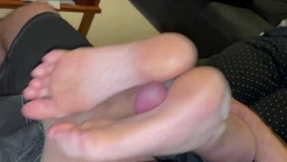 420px x 237px - Tiny Toes Porn Videos | YouPorn.com