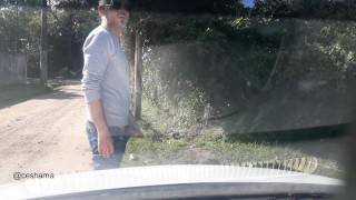 Meando y acabando en la calle