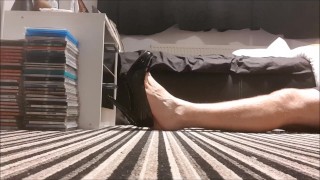 Squeaky Hell pop Play