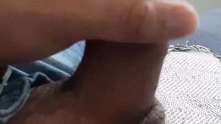 De pau duro antes do trabalho