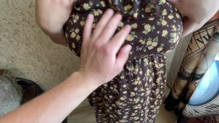 Трахаю соседку пока жена на маникюре