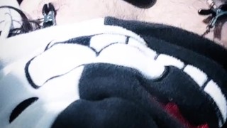 Twink Slut jerks off with nipple clamps