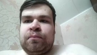 Артем сам себе дрочит ногами лижет ноги self suck autofellatio self footjob
