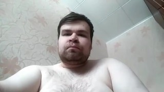 Артем сам себе дрочит ногами лижет ноги self suck autofellatio self footjob