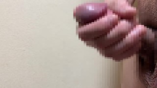 我慢できず暴発