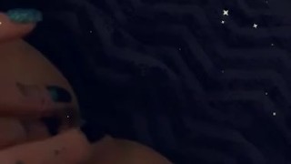Petite masturbation matinale