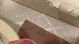 友達の家でオナニーした