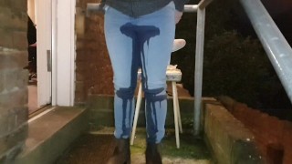 ⭐ A Quick Pee Break In My Jeans ;)