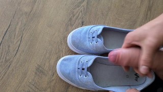Cum on ballerinas