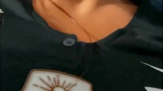 Une Milf baise Live sur SNAP et c'est toi qui décides comment