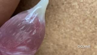 cumshot in a comdome