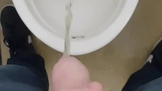 I recorded every piss I had for a day!! 😍💦 