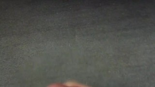 マウスパッドに特濃ドロドロ精液をぶっかけ！