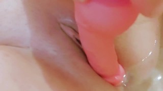 Playing with my little pussy while taking a bath 🤪