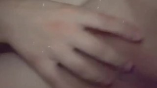 Watch me play with my pretty pussy