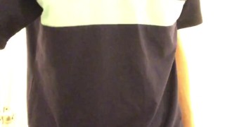 普段着でおしっこ２