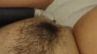 Ti faccio vedere la mia figa stretta stretta