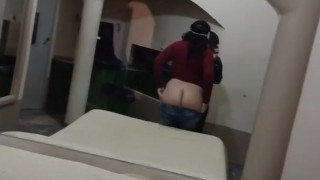 Lady mostrando su rica concha 