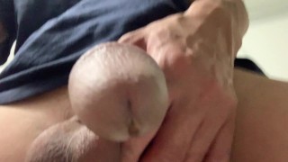 Sexy Japanese guy's beautiful pissing~