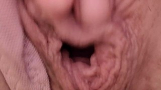 I fuck myself so good