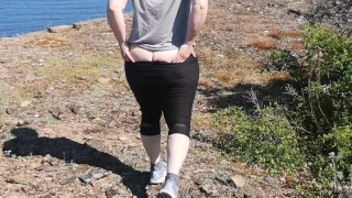 Took a walk in lovley weather, need to pee with stunning veiw