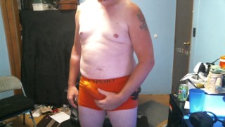 rubbing my huge bulge till i cum