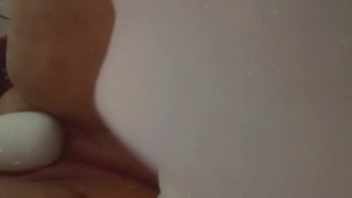Wet ass light skin 