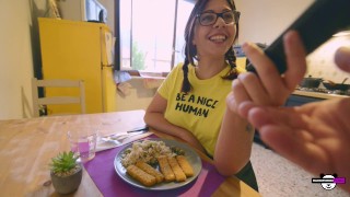 italiana tettona obbedisce ai miei ordini