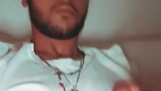 NINETEEN YEAR OLD JUST HAVING FUN 😜