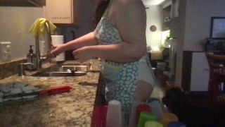 Milf POV: Thicc Step Mom Relentlessly Teases by Showing Off Her ...