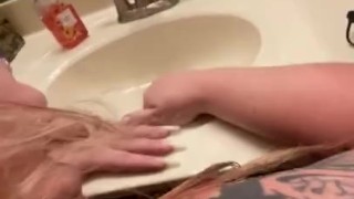 Hurry & FUCK ME while his parents are HOME! 