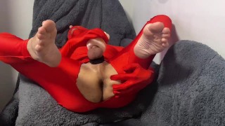 sexy twink white wrinkled soles !! CUM